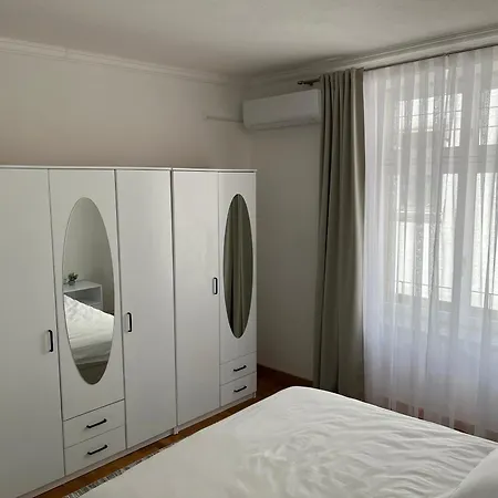아파트 Luxury - 50 M From Old Clock Tower 사라예보