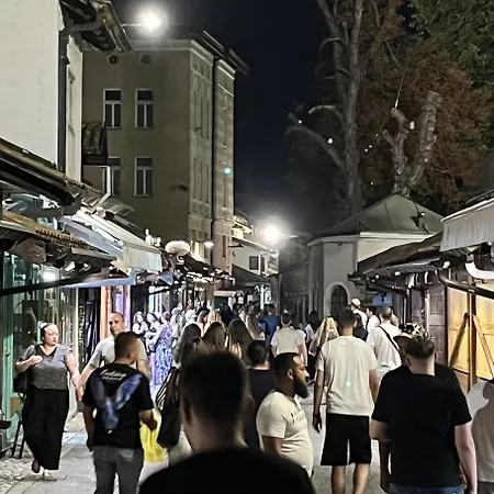 아파트 Luxury - 50 M From Old Clock Tower 사라예보