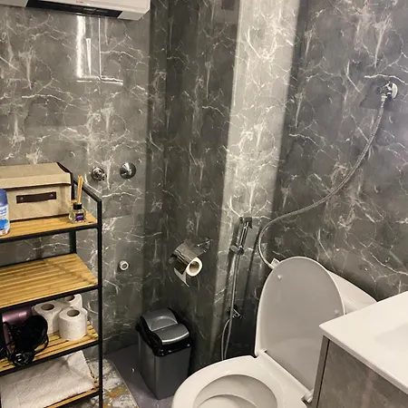 Luxury - 50 M From Old Clock Tower